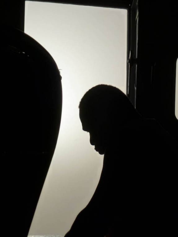 Pequena soneca na viagem de ferry entre Antígua e Montserrat Pequena soneca na viagem de ferry entre Antígua e Montserrat