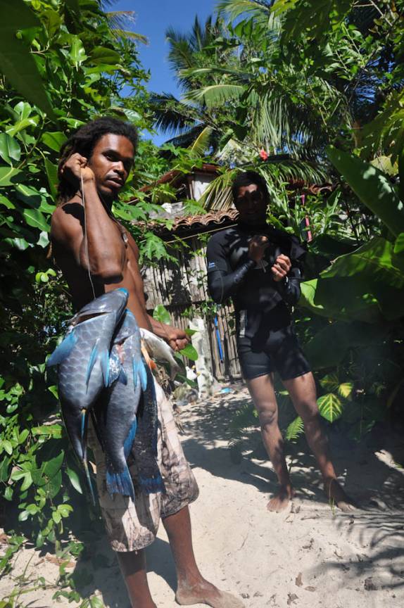 Pesca de budiões na Ilha de Boipeba - BA