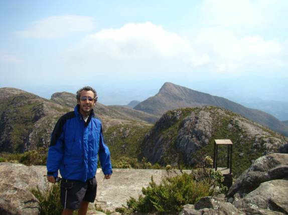 Pico do Cristal visto do alto do Pico da Bandeira, PN do Caparaó - MG/ES
