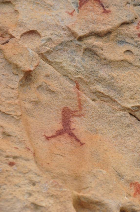 Pintura rupestre da Batalha no P.N da Serra do Catimbau, próximo à Buique - PE