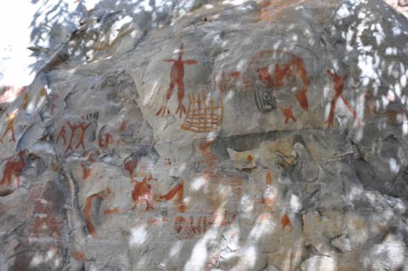 Pinturas rupestres no Parque Nacional Cavernas do Peruaçu, próximo à Januária - MG Pinturas rupestres no Parque Nacional Cavernas do Peruaçu, próximo à Januária - MG