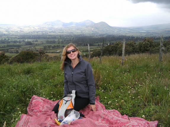 Piquenique durante passeio à cavalo na região do Cotopaxi (Equador) Piquenique durante passeio à cavalo na região do Cotopaxi (Equador)