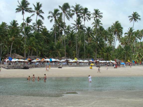 Piscina na Praia de Carneiros, em Tamandaré - PE Piscina na Praia de Carneiros, em Tamandaré - PE