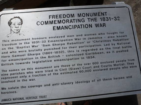 Placa comemorativa da rebelião de escravos de 1831, em Montego Bay, na Jamaica Placa comemorativa da rebelião de escravos de 1831, em Montego Bay, na Jamaica