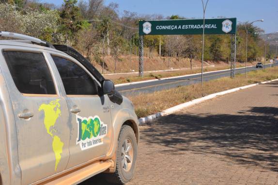 Placa indicatica da Estrada Real, na Serra do Cipó - MG Placa indicatica da Estrada Real, na Serra do Cipó - MG
