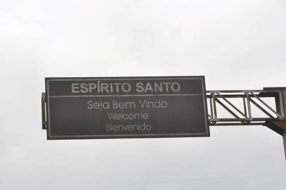 Placa receptiva na fronteira do EspÃrito Santo Placa receptiva na fronteira do EspÃrito Santo