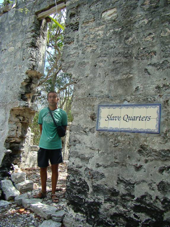 Popularmente conhecida como 'Senzala' Popularmente conhecida como 'Senzala'