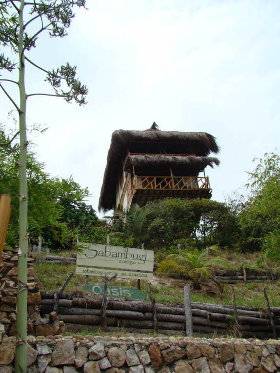 Pousada Sabambugi, na praia de Sagi - RN