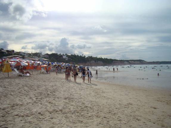 Praia da Pipa movimentada - RN
