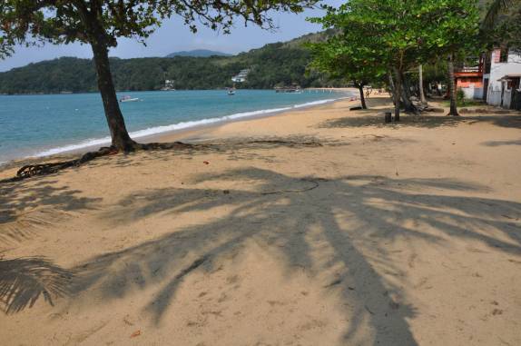 Praia de Palmas, no caminho para Lopes Mendes, na Ilha Grande - RJ