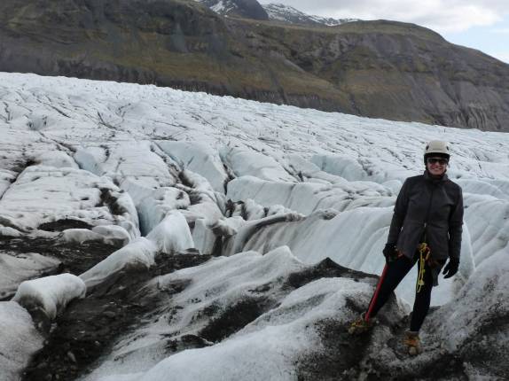 Quase cinco horas de caminhada na geleira Vatnajokull, no parque de Skaftafell, no sul da Islândia Quase cinco horas de caminhada na geleira Vatnajokull, no parque de Skaftafell, no sul da Islândia