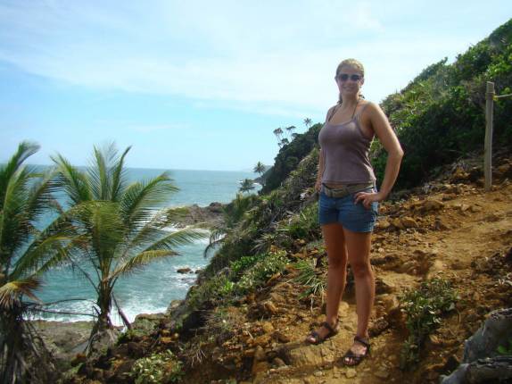 Quase no final da trilha para a Prainha, em Itacaré - BA Quase no final da trilha para a Prainha, em Itacaré - BA