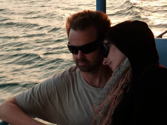 Rafa e Laura no barco na Isla de la Juventud, em Cuba Rafa e Laura no barco na Isla de la Juventud, em Cuba