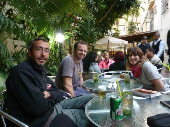Reencontro com os padrinho Rafa e Laura, em Havana, capital de Cuba Reencontro com os padrinho Rafa e Laura, em Havana, capital de Cuba