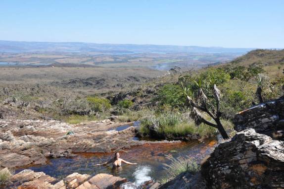 Refrescando-se em rio no alto da serra em Delfinópolis - MG Refrescando-se em rio no alto da serra em Delfinópolis - MG