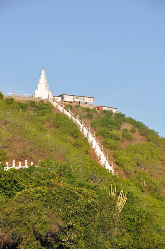 Restaurante Flor de Cactus, em Piranhas - AL e a longa escadaria para se chegar lá...