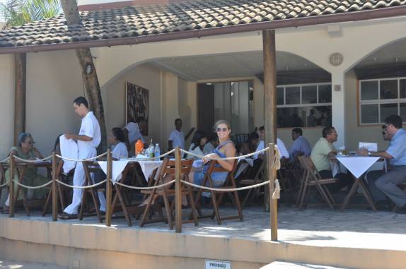 Restaurante Mar Aberto, em Arembepe - BA