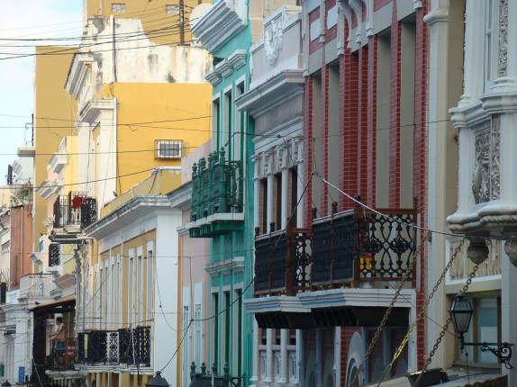 Rua do centro antigo de San Juan, em Porto Rico Rua do centro antigo de San Juan, em Porto Rico