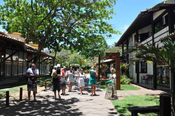 Rua na Praia do Forte - BA Rua na Praia do Forte - BA