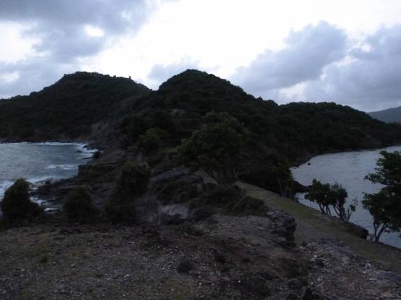 Ruínas do forte de English Harbour, no sul de Antígua, no Caribe Ruínas do forte de English Harbour, no sul de Antígua, no Caribe