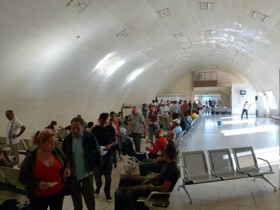 Salão da rodoviária de Santa Clara, em Cuba