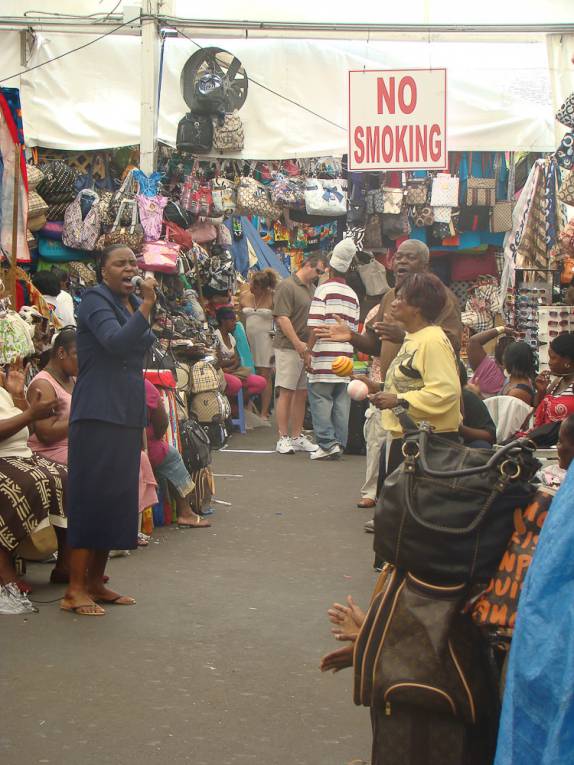 Straw Market - Nassau - Bahamas Straw Market - Nassau - Bahamas