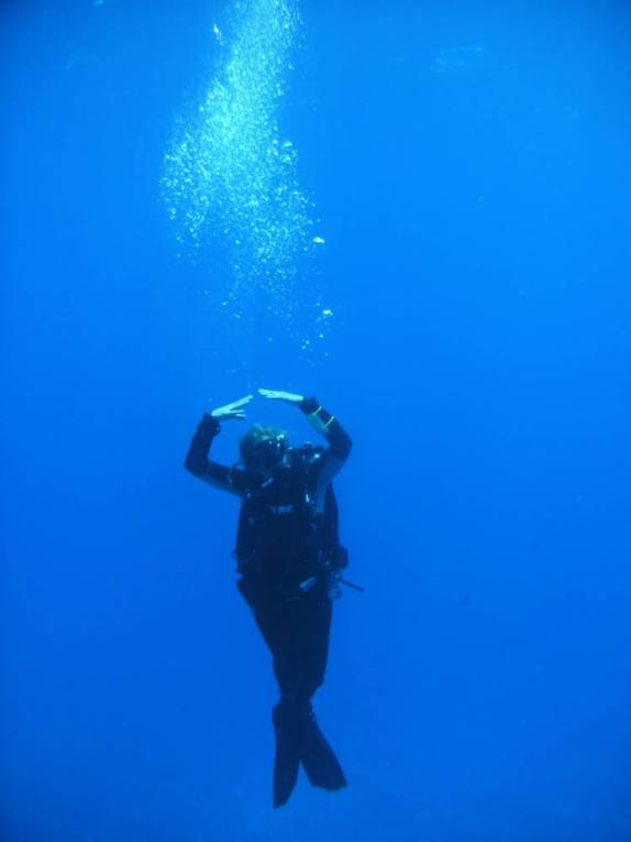 Subida do mergulho nas Pedras Secas, em Fernando de Noronha - PE Subida do mergulho nas Pedras Secas, em Fernando de Noronha - PE