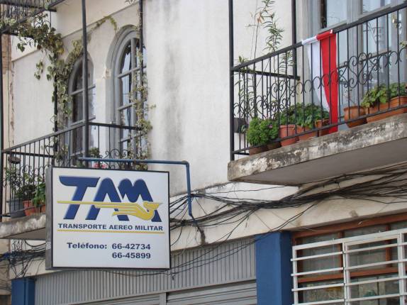 Também tem TAM na Bolívia! (em Tarija) Também tem TAM na Bolívia! (em Tarija)