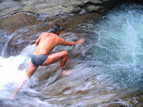 Tentando vencer o Sonrizal na Racha da Zilda em Carrancas - MG