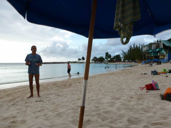 Tranquila tarde de praia em Montego Bay, na Jamaica Tranquila tarde de praia em Montego Bay, na Jamaica