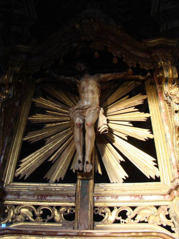 Um raro Cristo barroco com os pés separados, na Igreja São Francisco, em João Pessoa - PB Um raro Cristo barroco com os pés separados, na Igreja São Francisco, em João Pessoa - PB