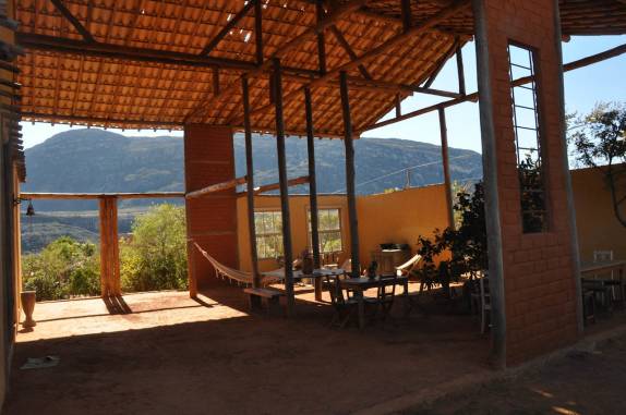 Área de convívio da Pousada Travessia, na Lapinha, região da Serra do Cipó - MG Área de convívio da Pousada Travessia, na Lapinha, região da Serra do Cipó - MG