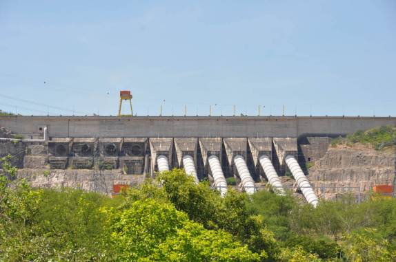 Usina de Xingó, no rio São Francisco, entre Sergipe e Alagoas