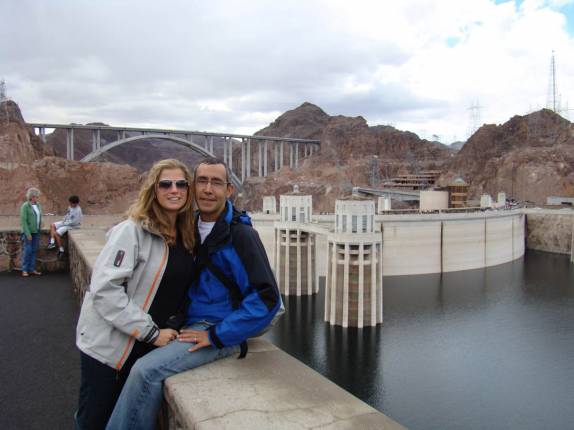 Visita ao famoso Hoover Dam, fronteira de Nevada com Arizona, nos Estados Unidos Visita ao famoso Hoover Dam, fronteira de Nevada com Arizona, nos Estados Unidos