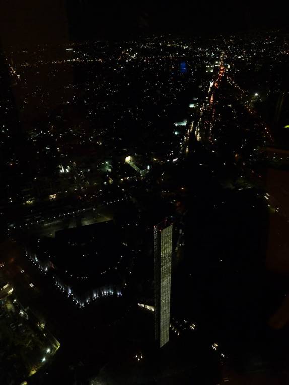 Vista do alto da Torre Mayor, o mais alto prédio da Cidade do México, capital do país Vista do alto da Torre Mayor, o mais alto prédio da Cidade do México, capital do país