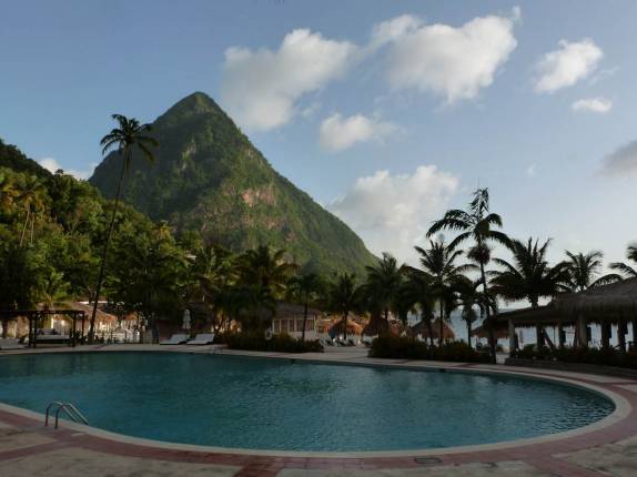 Vista para a Gros Piton, no resort Jalousy, em Soufriere, no sul de Santa Lúcia